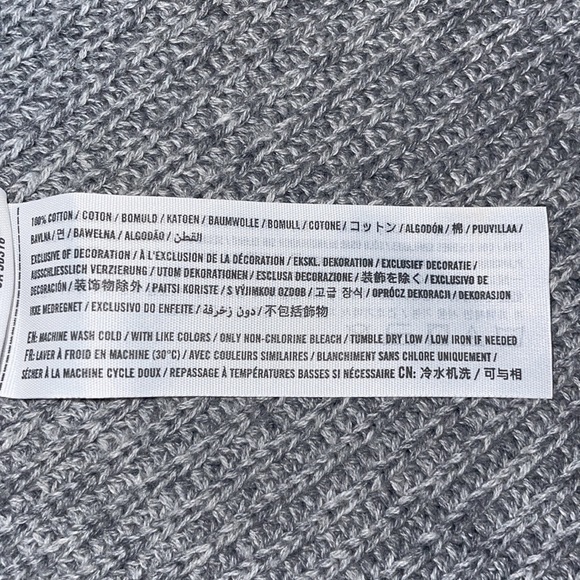 Hollister Cold Shoulder Knit Sweater, Size S - Picture 4 of 4